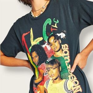 TLC No Scrubs T-Shirt | 90s Hip Hop R&B Music | MTV